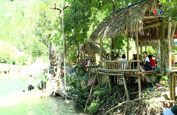 Nhiều cơ sở du lịch cộng đồng “cháy phòng” dịp nghỉ lễ “kép”