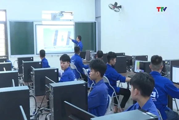 Chọn ngành nghề theo số đông hay theo năng lực bản thân?