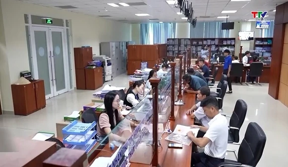 Dự kiến tăng lương cơ sở và điều chỉnh lương hưu