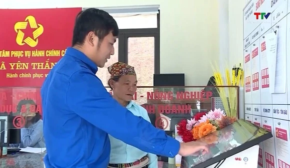 Đa dạng hình thức hỗ trợ người dân miền núi tiếp cận dịch vụ công trực tuyến