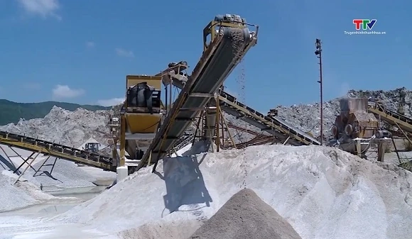 Phát triển sản xuất cát nhân tạo để giải bài toán thiếu hụt vật liệu xây dựng