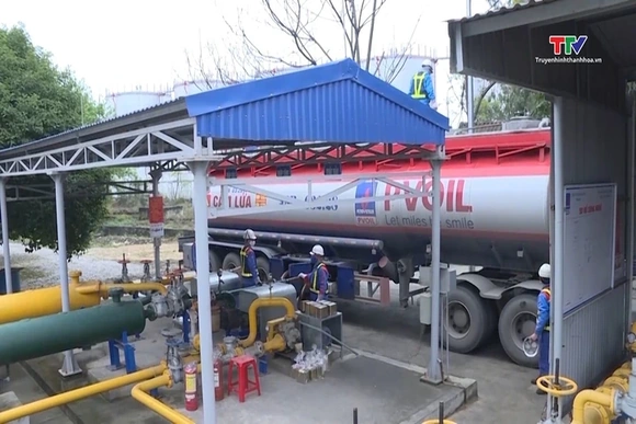 Cắt giảm nhiều thủ tục hành chính, điều kiện kinh doanh lĩnh vực xăng dầu