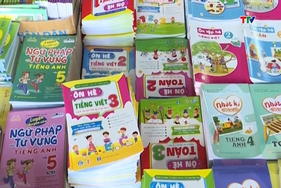 Đảm bảo đủ sách giáo khoa chậm nhất trước khai giảng 20 ngày