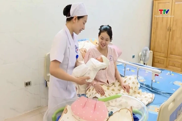 Việt Nam phấn đấu tăng tỷ suất sinh 2% mỗi năm