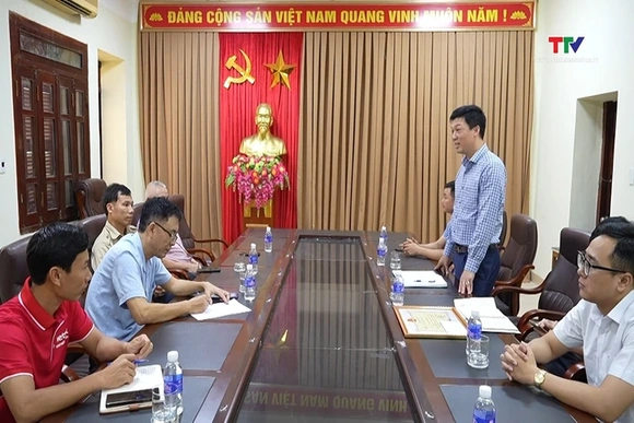Phối hợp với khách hàng lớn trong sử dụng điện mùa nắng nóng