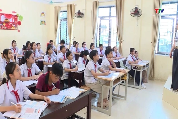 Tăng cường quản lý dạy thêm trong và ngoài nhà trường