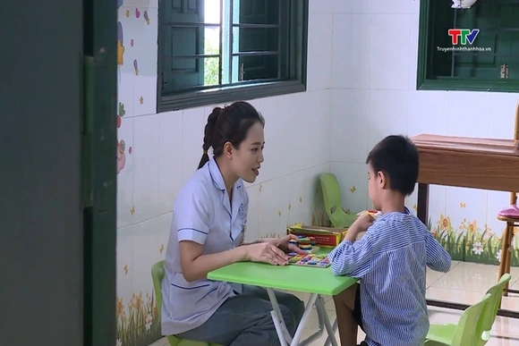 Nghề điều dưỡng với hành trình chữa lành