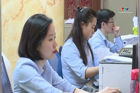 Ưu tiên vốn tín dụng hỗ trợ tăng trưởng kinh tế