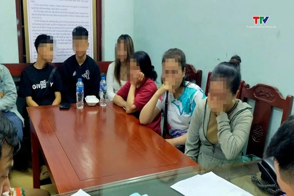 Ngăn chặn kịp thời các nhóm thanh, thiếu niên mang hung khí, quay clip đăng mạng xã hội để “câu view