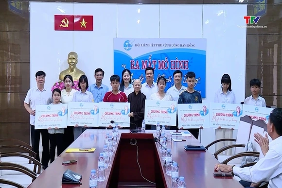Phường Hàm Rồng ra mắt mô hình “Mẹ đỡ đầu - Kết nối yêu thương”