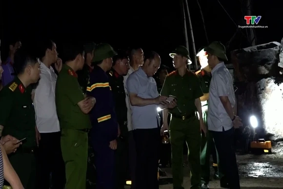 Đã tìm thấy 3 nạn nhân trong vụ sạt lở đá ở xã Cẩm Tú