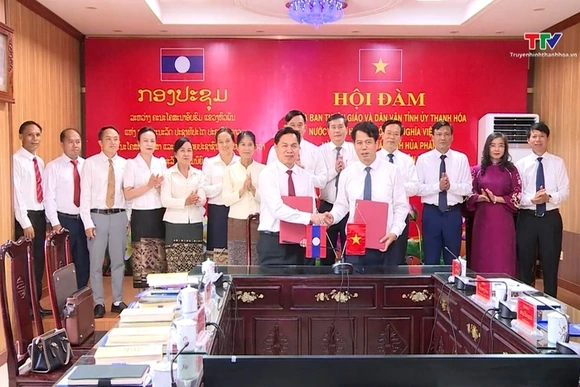 Tiếp tục tăng cường hợp tác trong lĩnh vực tuyên giáo giữa hai tỉnh Thanh Hóa - Hủa Phăn