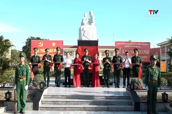 Khánh thành tượng đài “Bác Hồ với chiến sĩ Biên phòng”