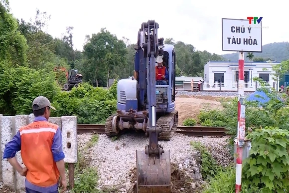 Tiếp tục xóa bỏ lối đi tự mở - giải pháp đảm bảo an toàn giao thông đường sắt