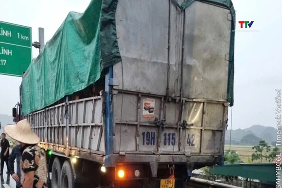 Tai nạn giao thông trên tuyến cao tốc qua tỉnh Thanh Hóa