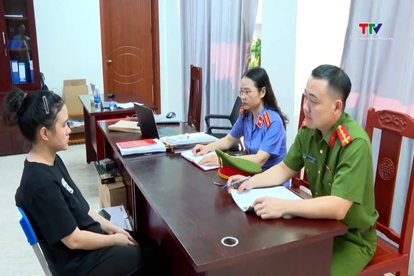 Khởi tố 2 vụ án, 2 bị can buôn bán hàng giả mạo nhãn hiệu