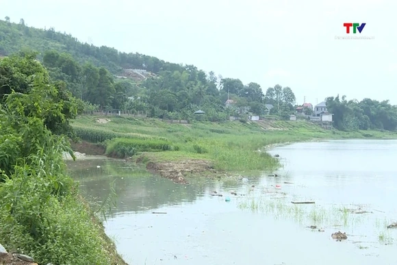 Cần đẩy nhanh tiến độ thi công Dự án xử lý sạt lở bờ sông Mã đoạn qua thôn Giang Đông và Nghĩa Kỳ xã