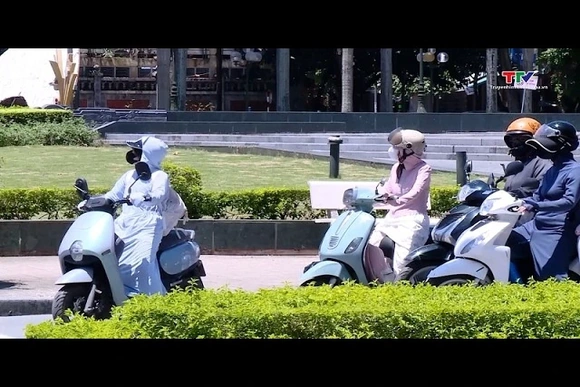 Cảnh báo nguy cơ nổ lốp xe trong thời tiết nắng nóng đỉnh điểm