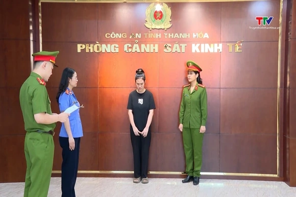 Khởi tố 2 vụ án, 2 bị can buôn bán hàng giả mạo nhãn hiệu