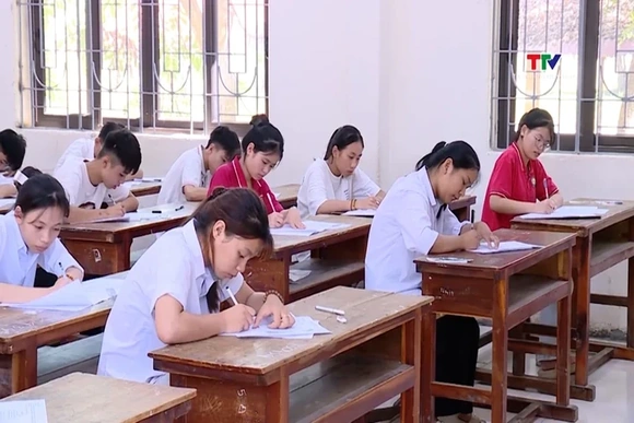 Hơn 1.300 thí sinh đăng kí dự thi vào THPT chuyên Lam Sơn
