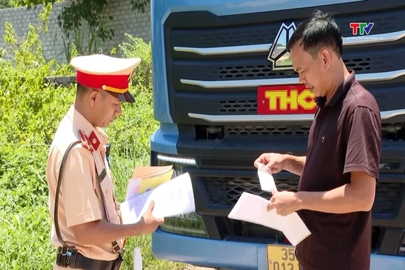 Tăng cường kiểm soát tải trọng phương tiện tại phường Bỉm Sơn