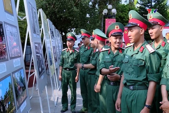 Triển lãm 