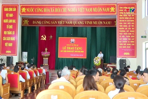 Đảng ủy xã Thọ Lập:  Lễ trao tặng huy hiệu Đảng đợt 19/5/2026