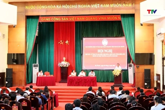 Tổ đại biểu Hội đồng nhân dân tỉnh số 4 tiếp xúc cử tri