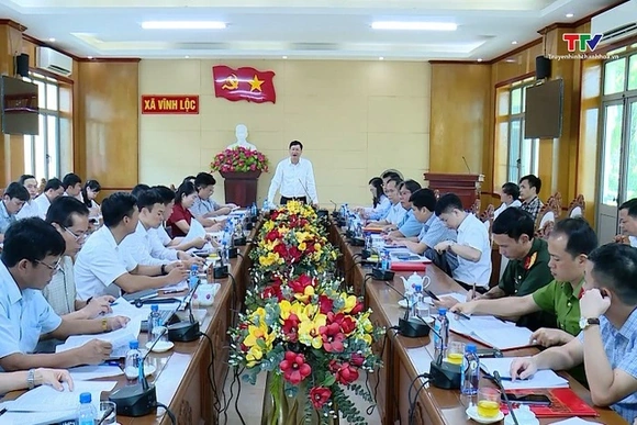 Phó Chủ tịch Thường trực UBND tỉnh Mai Xuân Liêm làm việc với các xã Vĩnh Lộc, Biện Thượng, Tây Đô
