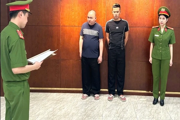 Buôn bán cá thể động vật quý, 2 đối tượng bị khởi tố