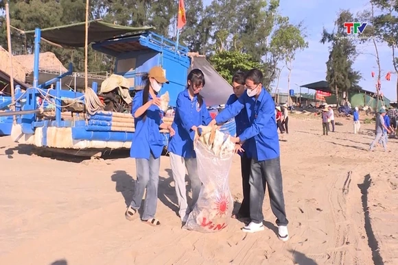 Xã Quảng Ninh phát động phong trào toàn dân bảo vệ môi trường