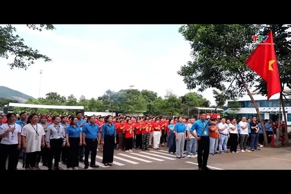 Xã Cẩm Thủy phát động phong trào thi đua trong công nhân, lao động