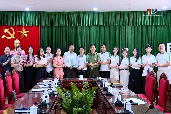 Ra mắt chiến dịch 