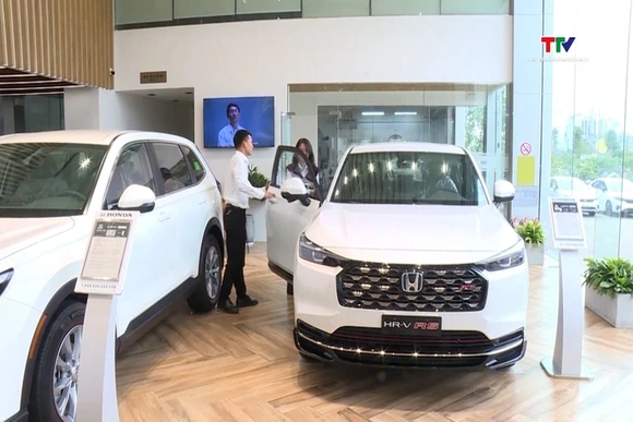 Ô tô điện được áp dụng lệ phí trước bạ lần đầu 0% đến hết năm 2030