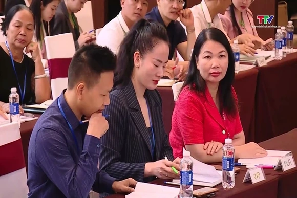 Gần 200 chủ doanh nghiệp vừa và nhỏ tham gia khóa học Giải phóng lãnh đạo