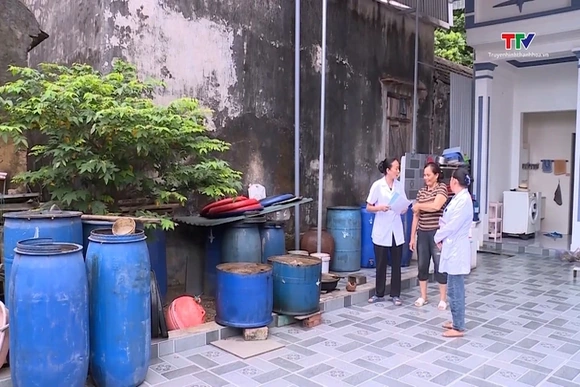 Chăm sóc sức khỏe  đôi mắt cho trẻ em
