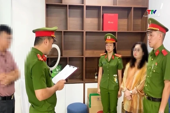Khởi tố đối tượng lừa đảo, chiếm đoạt hơn 17,7 tỷ đồng