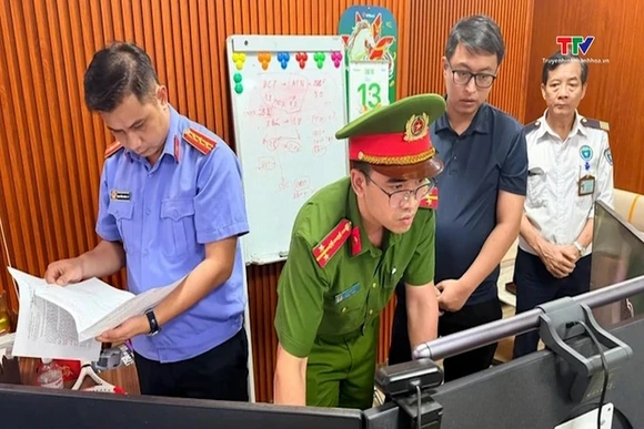 Khởi tố vụ án đầu tiên về xâm phạm bản quyền phần mềm máy tính