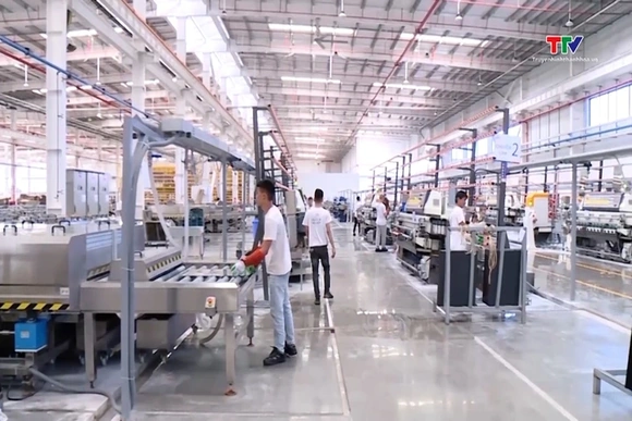 Kinh tế việt nam vượt qua các thách thức từ bên ngoài