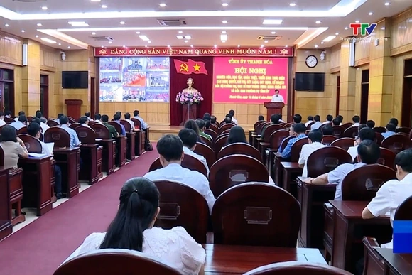 Quán triệt, triển khai các nghị quyết, chỉ thị của Trung ương và của tỉnh