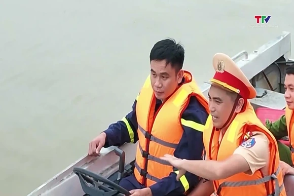 Tăng cường kỹ năng ứng phó thiên tai, đảm bảo giao thông đường thủy
