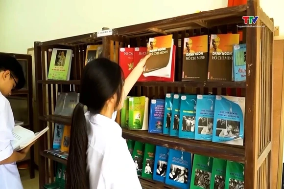 Thực hiện hiệu quả các nhiệm vụ về sắp xếp, tổ chức lại hệ thống cơ sở giáo dục, y tế