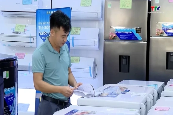 Doanh thu bán lẻ hàng hóa 6 tháng tăng 25% so với cùng kỳ