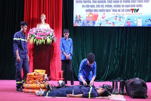 Xã Cẩm Thuỷ: Tuyên truyền, thực hành phòng cháy chữa cháy và cứu nạn cứu hộ