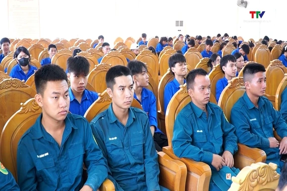 Xã Tống Sơn ra quân chiến dịch “mùa hè số cùng VNeID”