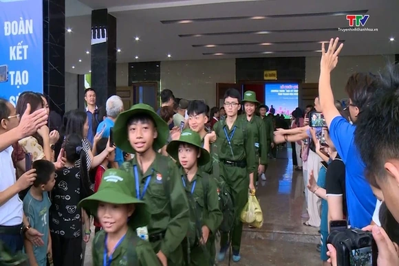 Lễ xuất quân chương trình “Học kì quân đội” đợt 2 năm 2026