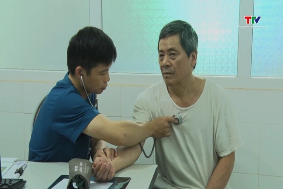 Tăng cường chăm sóc sức khỏe người dân miền núi