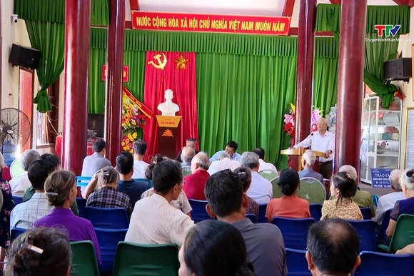 Phát huy vai trò của đảng viên trong sáp nhập thôn, tổ dân phố