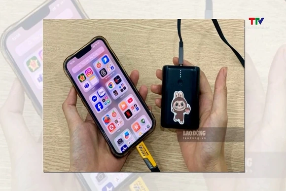 Từ ngày 1/7, sạc dự phòng chỉ được mang trong hành lý xách tay khi đi máy bay