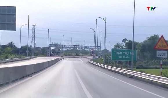 Bộ Xây dựng đề xuất bố trí hơn 334.000 tỷ đồng đầu tư 12 tuyến cao tốc
